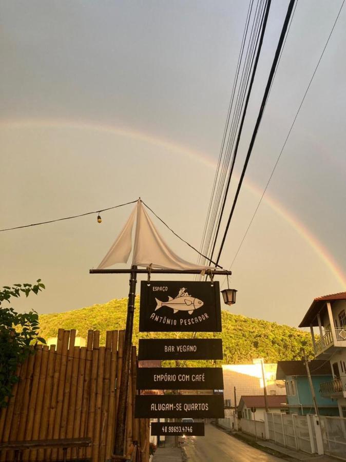Hostel Antonio Pescador - Centro Da Guarda do Embaú 외부 사진