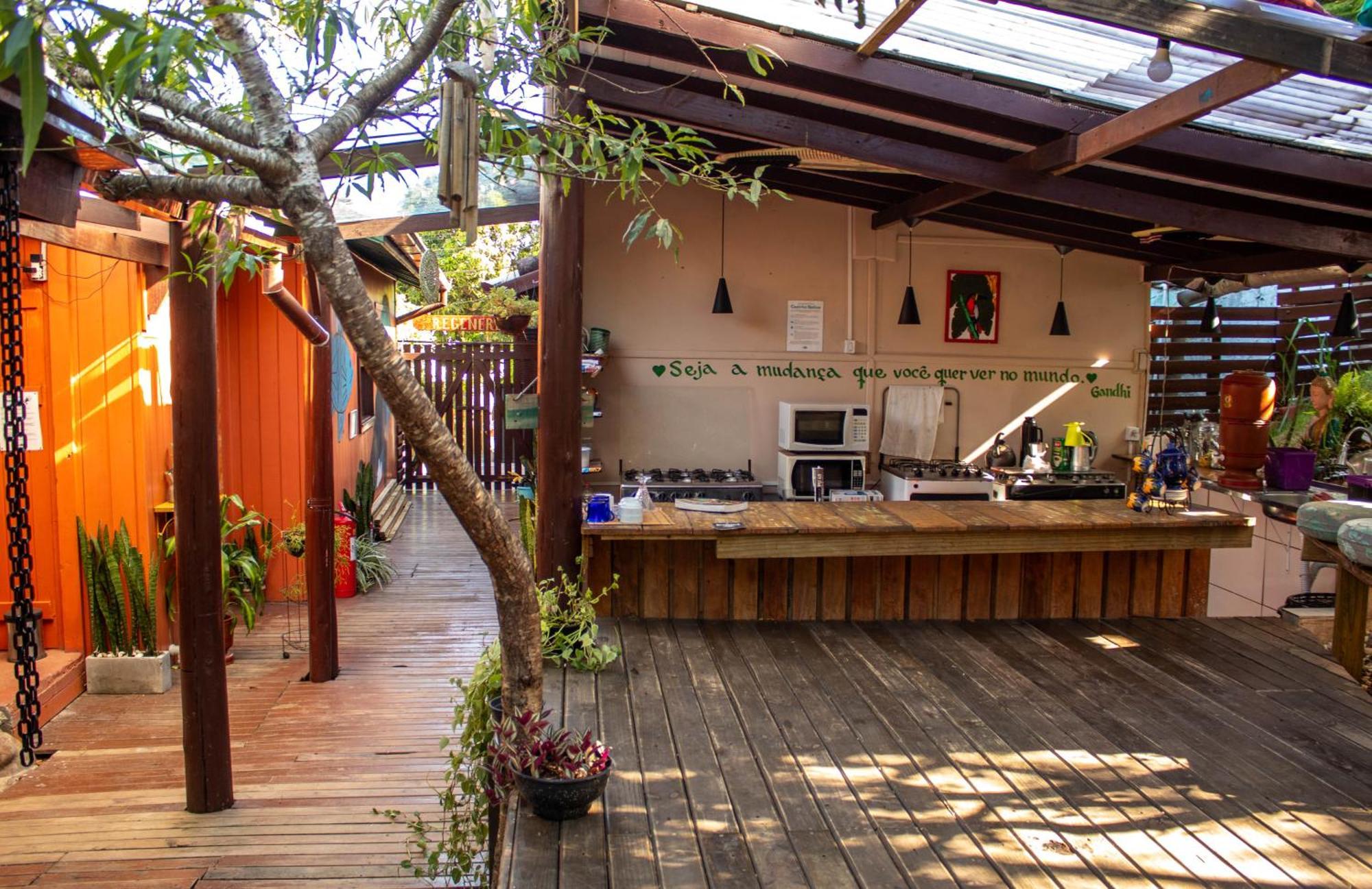 Hostel Antonio Pescador - Centro Da Guarda do Embaú 외부 사진