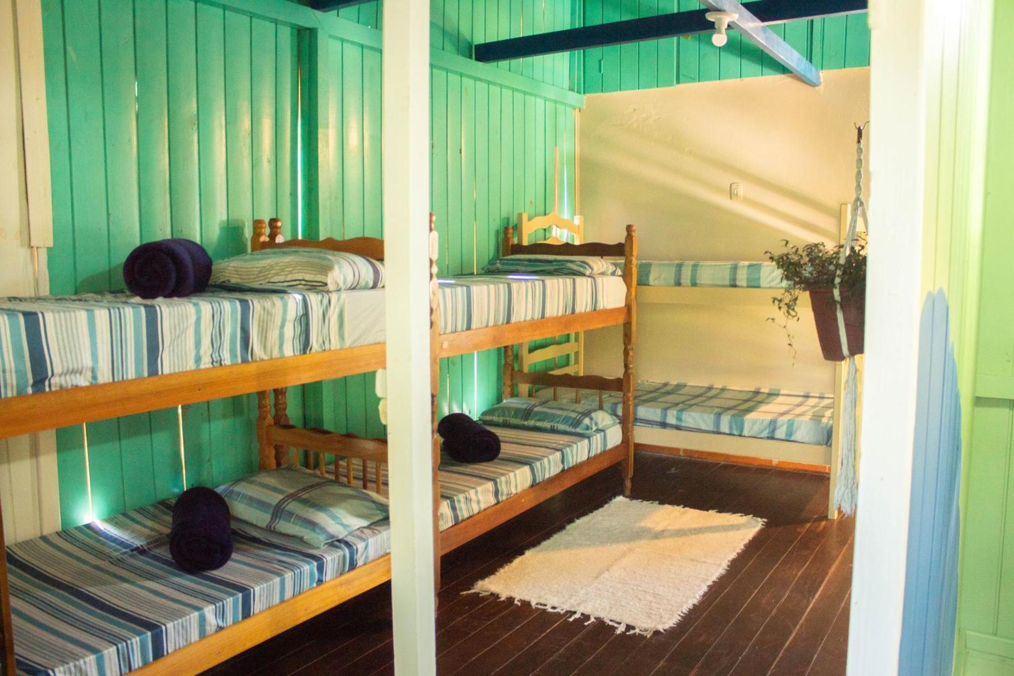 Hostel Antonio Pescador - Centro Da Guarda do Embaú 외부 사진