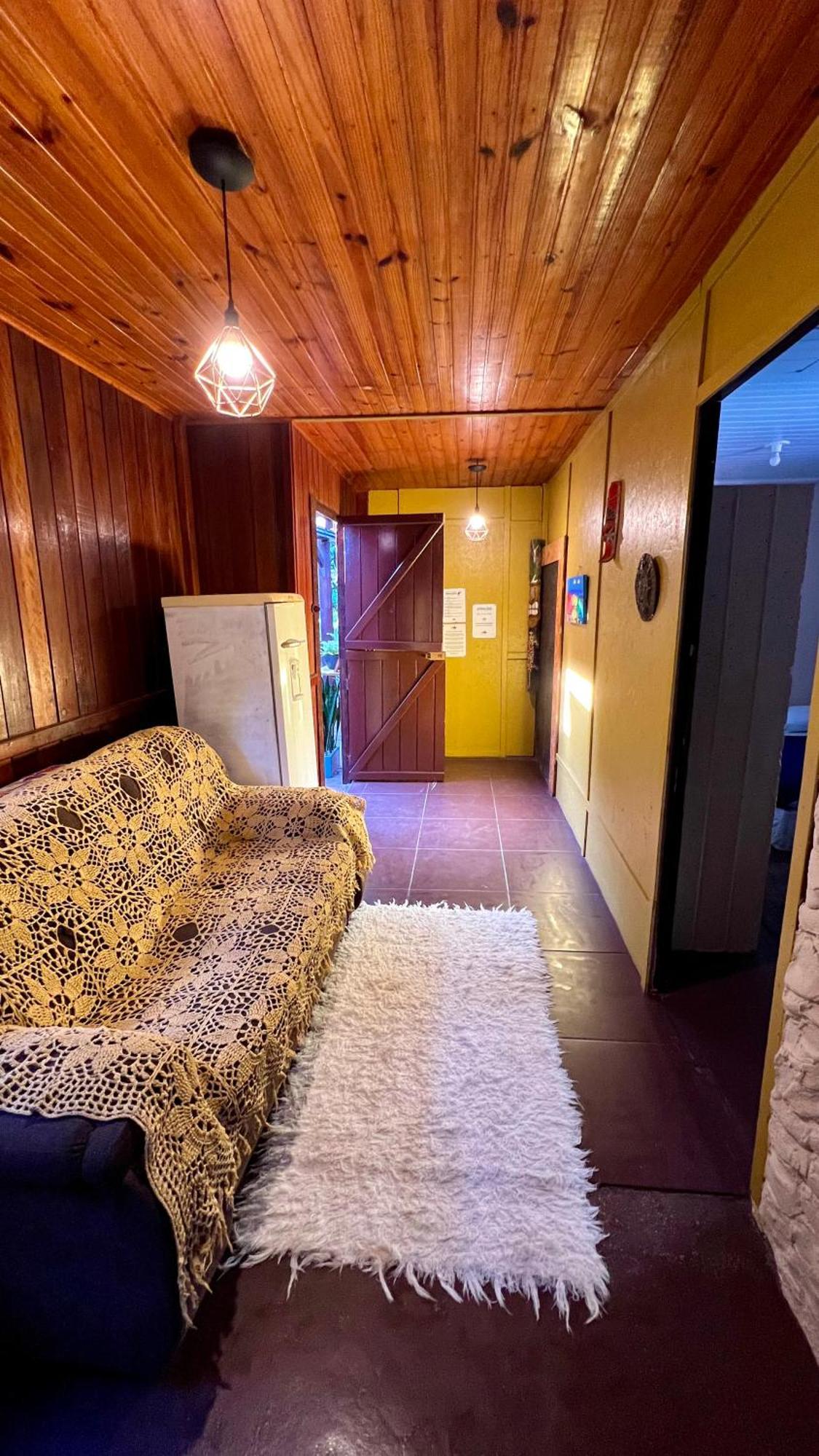 Hostel Antonio Pescador - Centro Da Guarda do Embaú 객실 사진