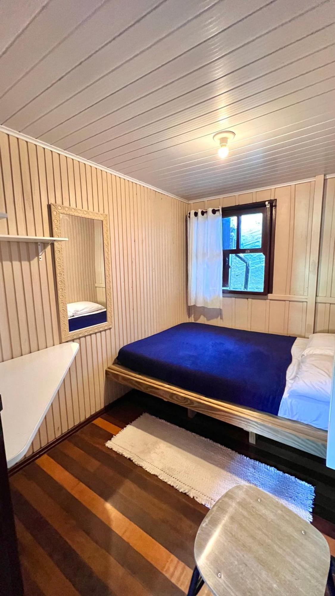 Hostel Antonio Pescador - Centro Da Guarda do Embaú 객실 사진